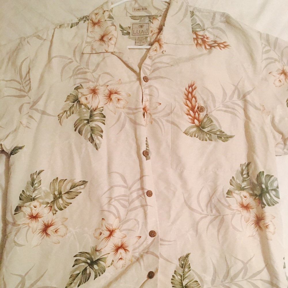 Luau Finest Silk button up!